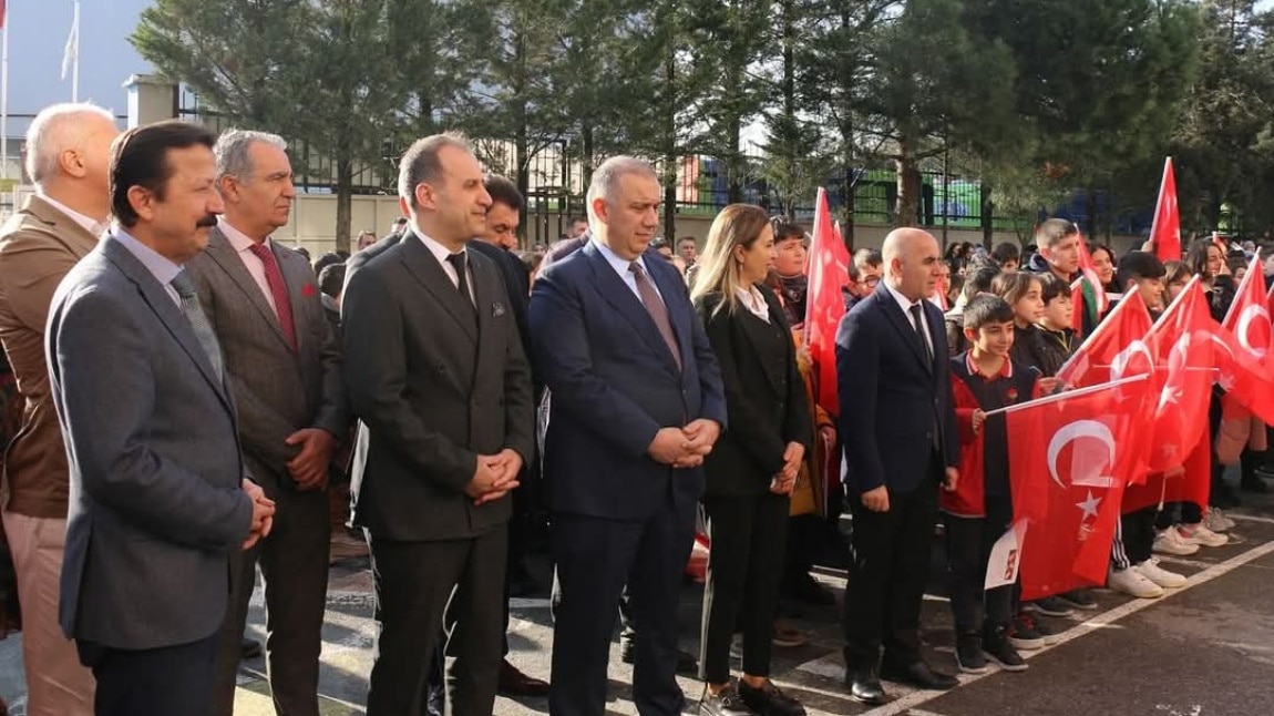 Tuzla İlçesi Karne Töreni Çok Kıymetli Misafirlerimizin Katılımı İle Okulumuzda Gerçekleştirildi 